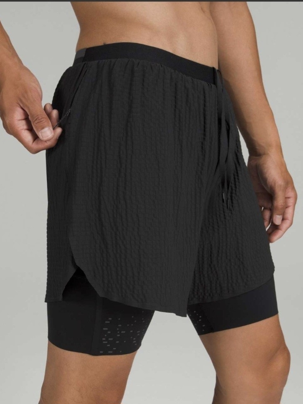 Lululemon athletica Black Surge Lined Short 6" Medium